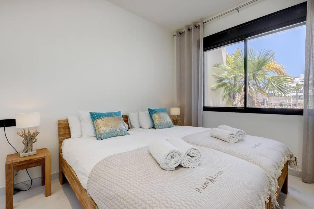 Apartamento Brand New Gorgeous 2 Bed At Hills! *