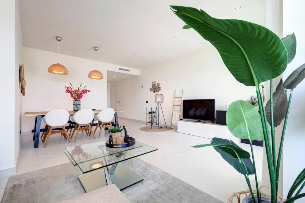Brand New Gorgeous 2 Bed At Hills! Apartamento *