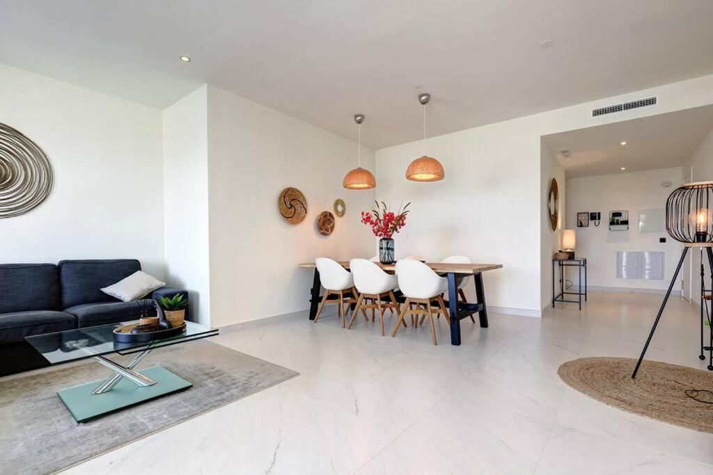 Brand New Gorgeous 2 Bed At Hills! Apartamento *